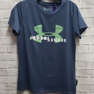 Under Armour top 